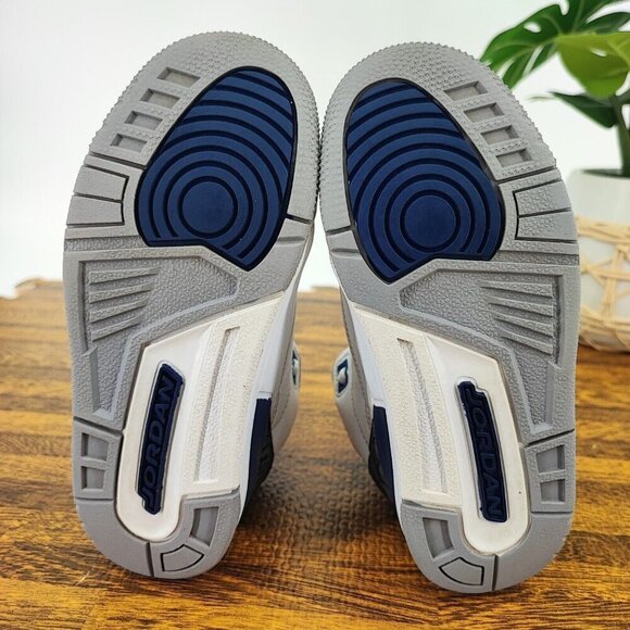 Nike Kid’s Air Jordan 3 Retro PS GS White Midnight Navy Sneakers Size 11C US - Picture 9 of 9